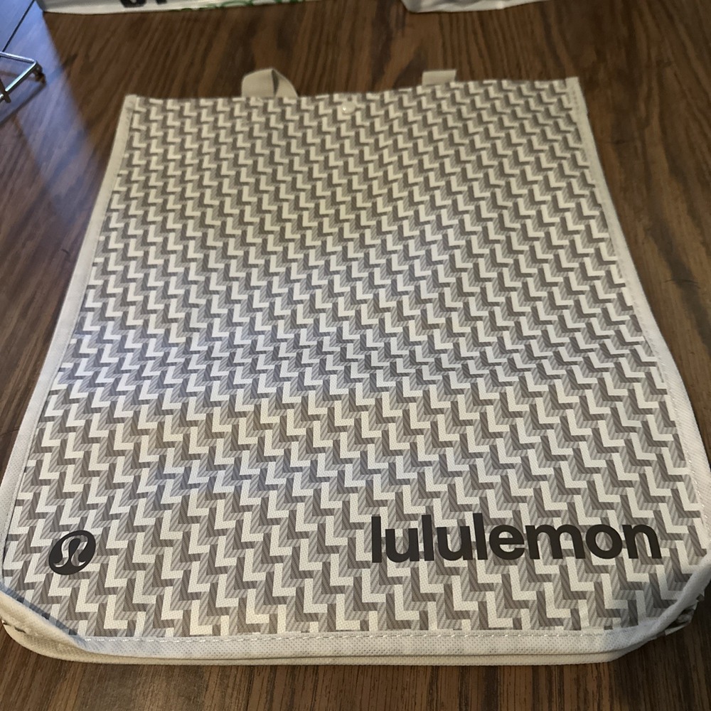 Lululemon Reusable Shopping Bag Gray/White "L" Pattern | 16x14in, Large Size